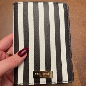 Henri Bendel passport holder